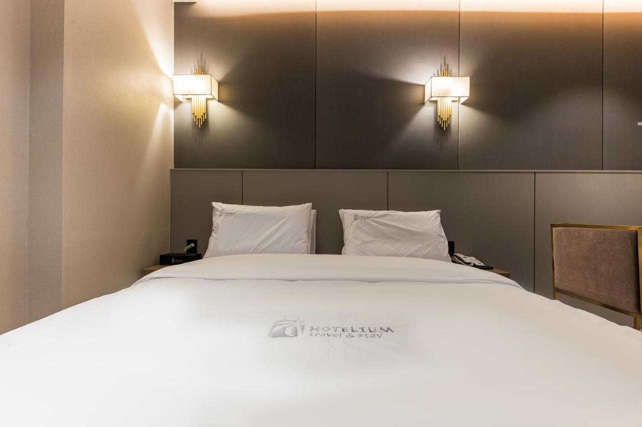 Hotel Lium Cheonan Exteriör bild